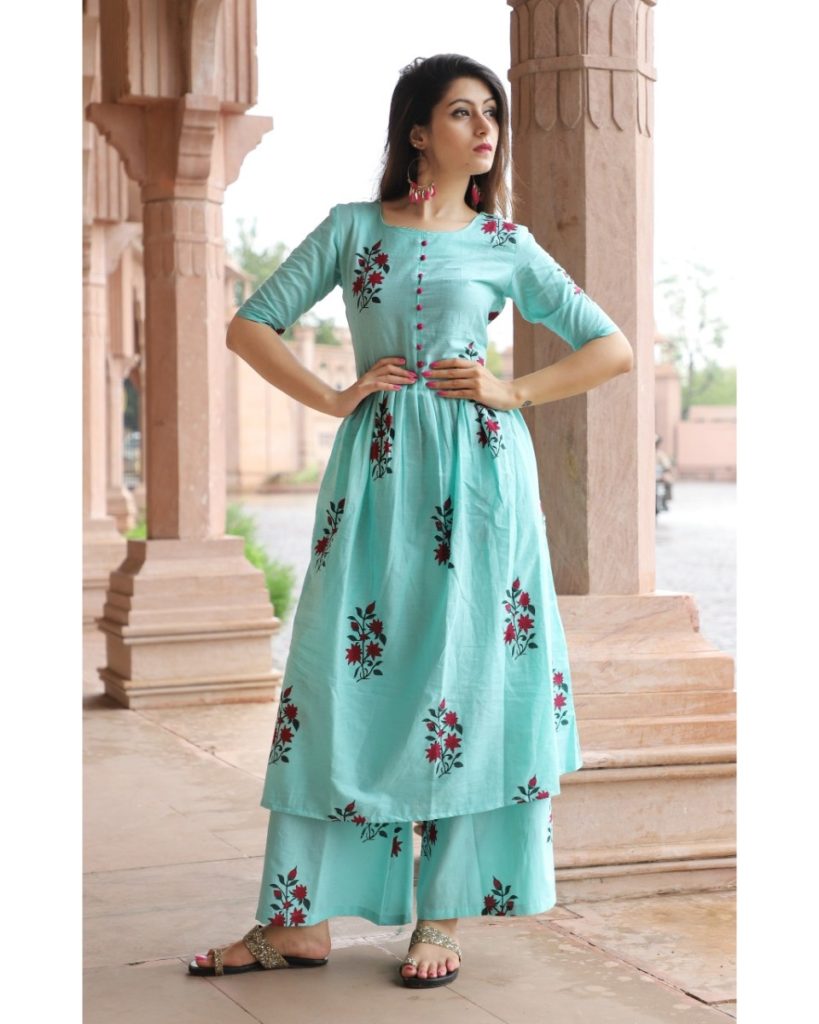 SUMMER VOILETS !! Cozy cotton floral printed Kurti in collared neck with  side pocket and printed palazzo pants. Size - M - XXL Price -… | Instagram