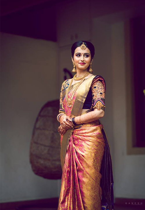 traditional jewelry on wedding saree