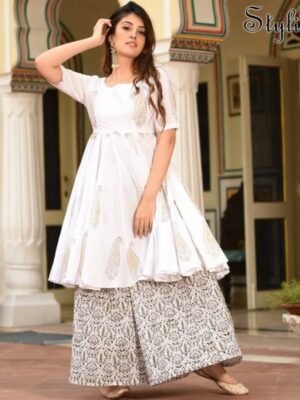 fcity.in - Cotton Stylish Kurtis For And Womens / Banita Drishya Kurtis
