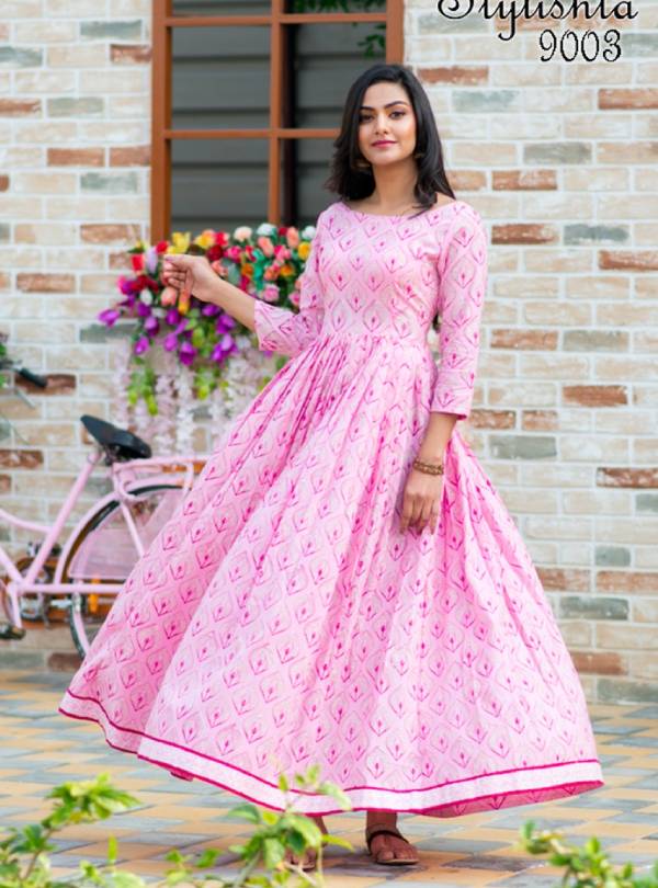 Ladies Designer Pink Party Wear Gown, Size : XXL, XL at Rs 2,200 / Piece in  Mumbai
