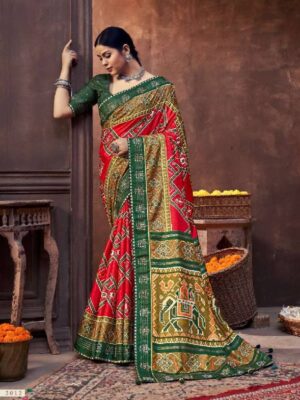 Red And Green Soft Printed Party Wear Saree