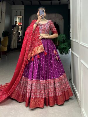 Look graceful in this #georgette straight cut kurti style long #choli  decked with #resham embroidery, st… | Pakistani dresses, Sharara designs,  Lehenga choli online
