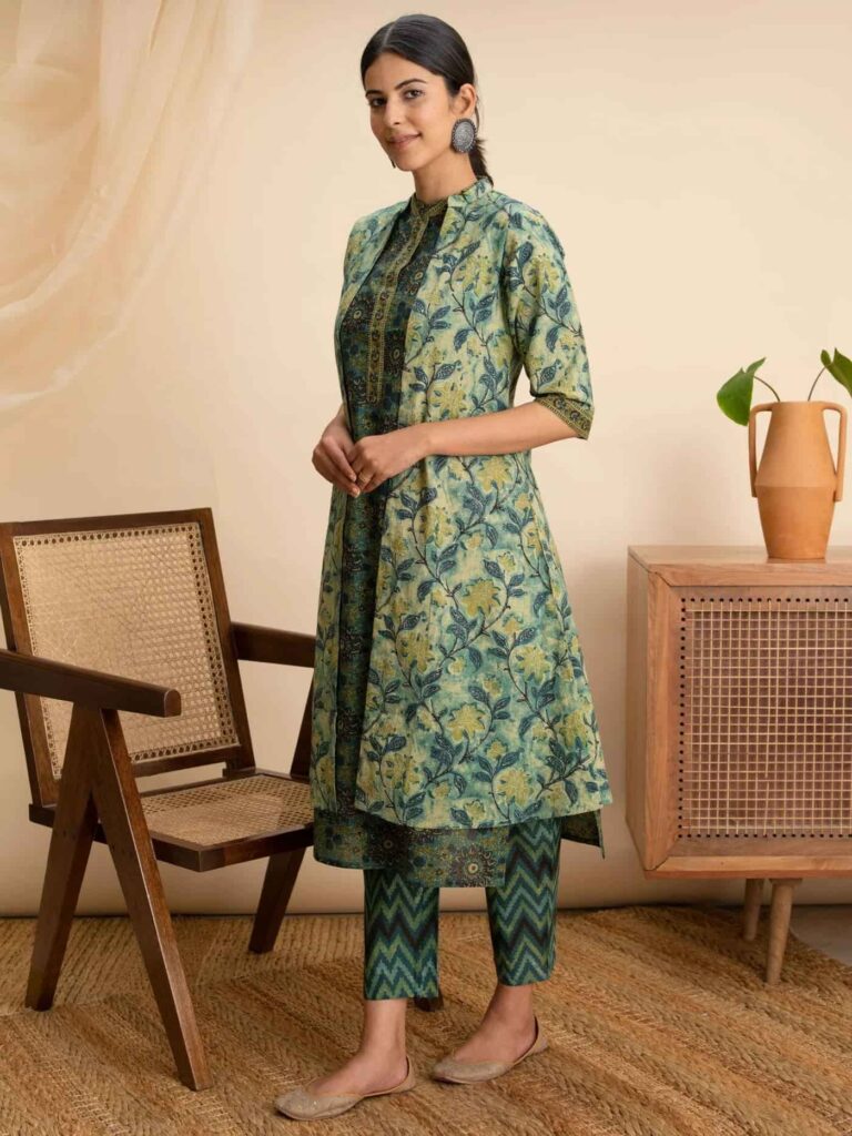 Straight Kurti with Short Shrug