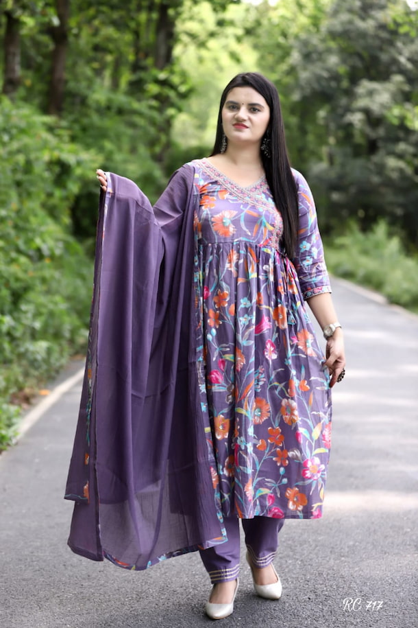 OM SAI LATEST CREATION Women's Slub Cotton Mor Pankh Printed Anarkali Kurti  New Selection 2023 Under 399 Designer Attractive Look Women's Kurta (Plus  Size Upto 3XL) (Small, Beige) : Amazon.in: Fashion