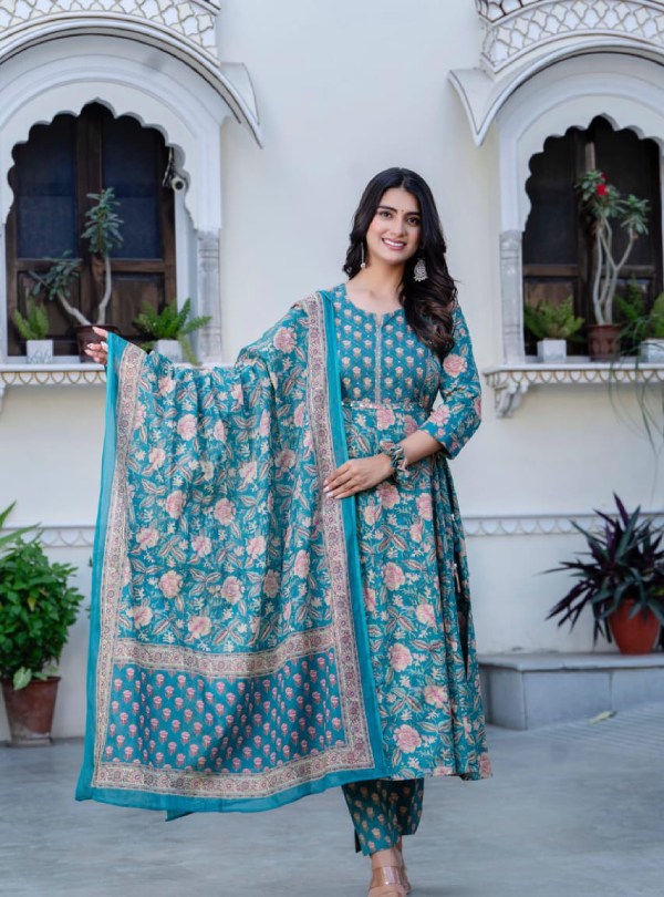 JEEVITHA [M / 38] - Anarkali Kurti Set