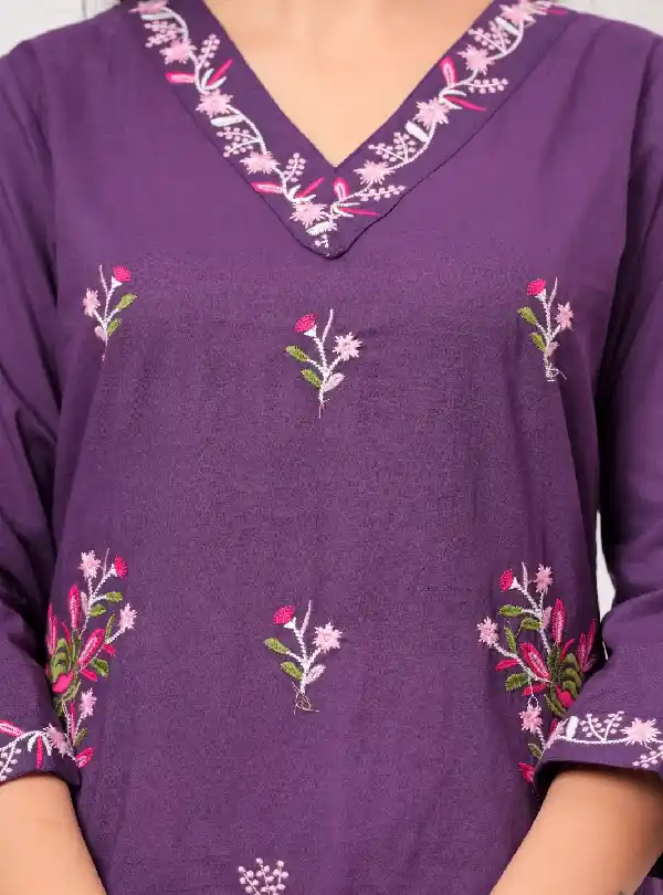 Embroidered Kurti Set